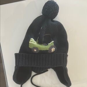 Bella Bliss Black and Green Hat Classic Design